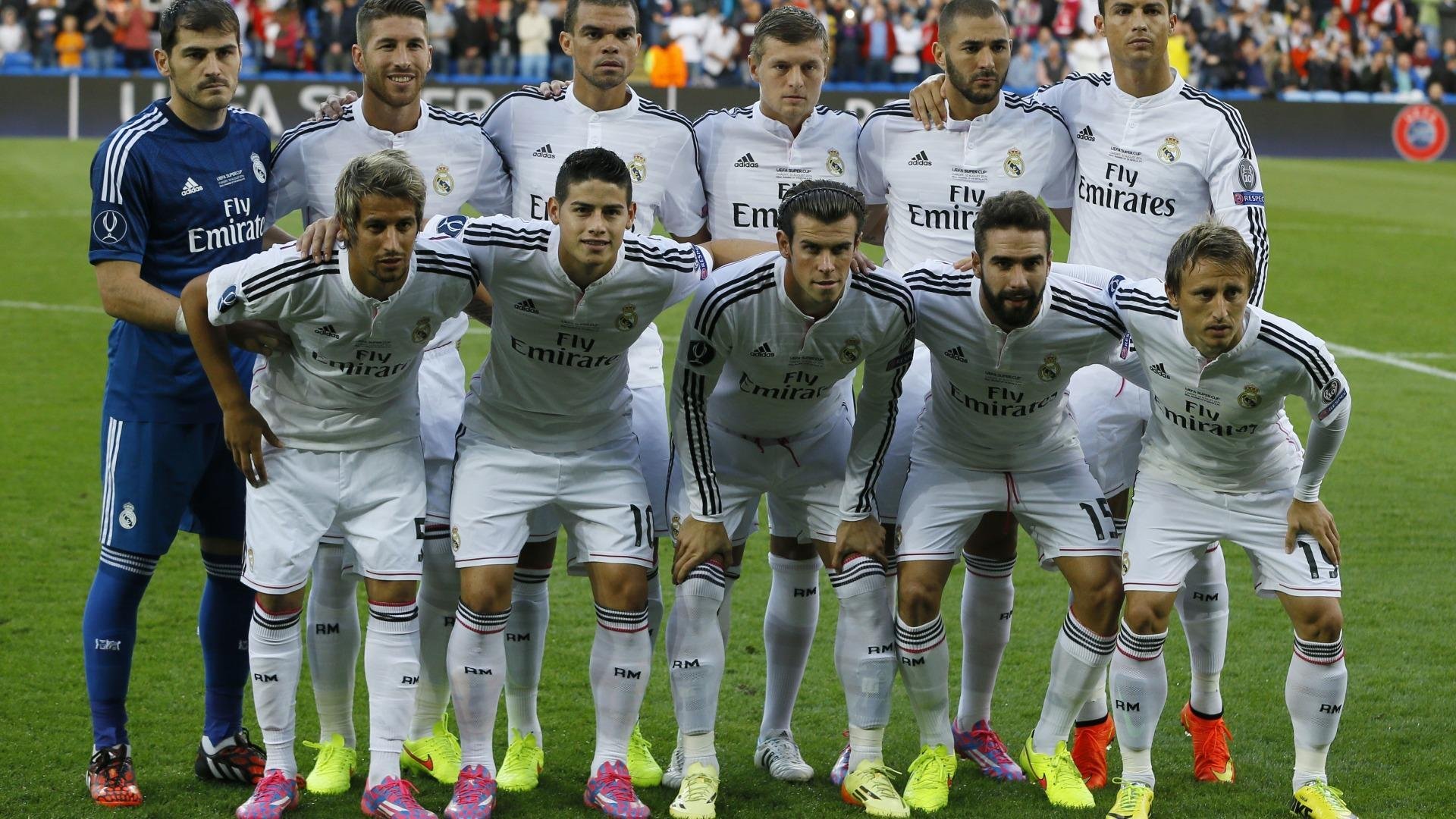 卡普尔展现出高水平的球场意识和全能技巧，成为袋鼠队核心，卡普尔ms